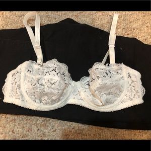 White lace Nordstrom bra - no padding